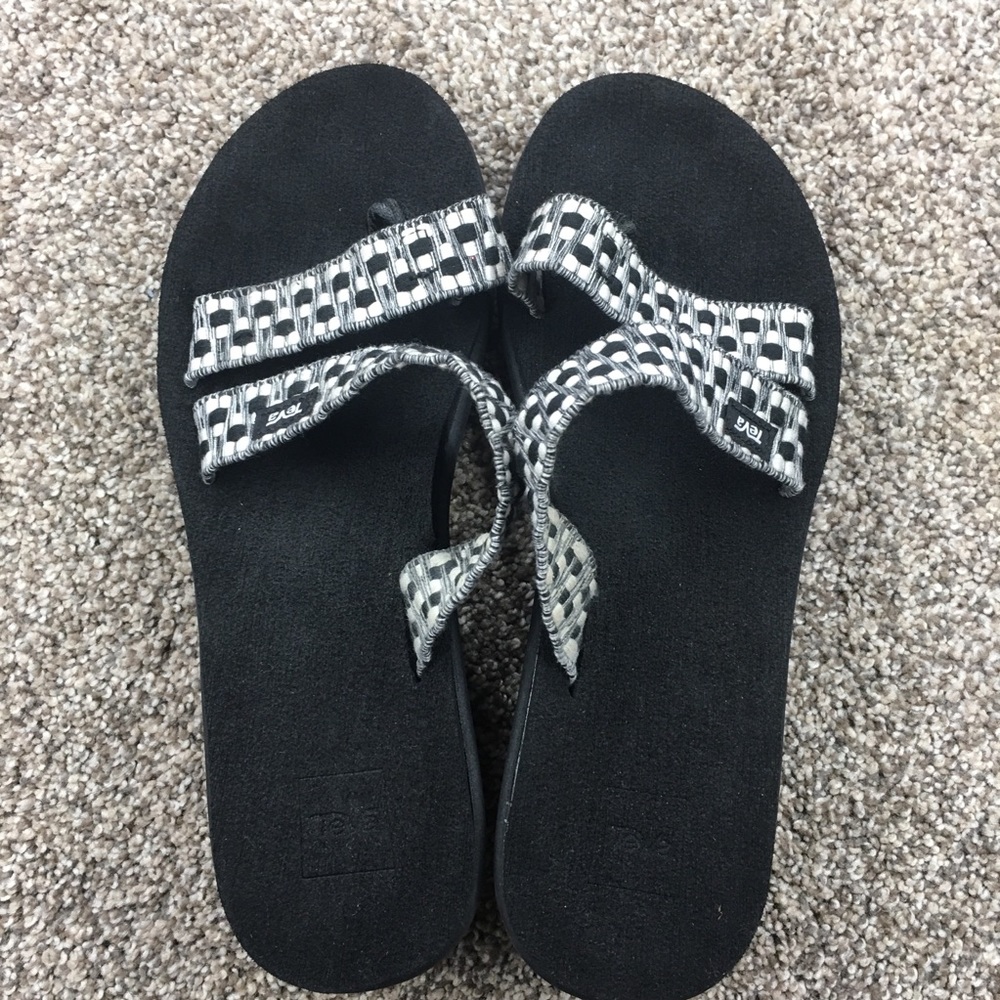 Teva Womens Voya Wedge Heel Paint Tracks Black White Sandal Two Strap Size 11